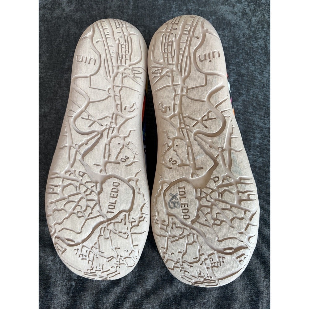 UIN Women Secret Garden Slip On Shoes Canvas Size 8.5 Artsy Boho Wearable Art - Picture 7 of 8